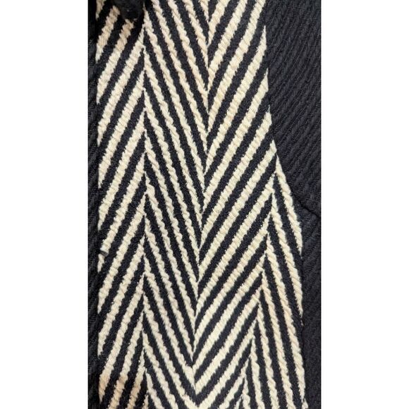 Judith & Charles Women's Black and Grey Chevron Collared Jacket Gold Zip Up - Picture 6 of 8